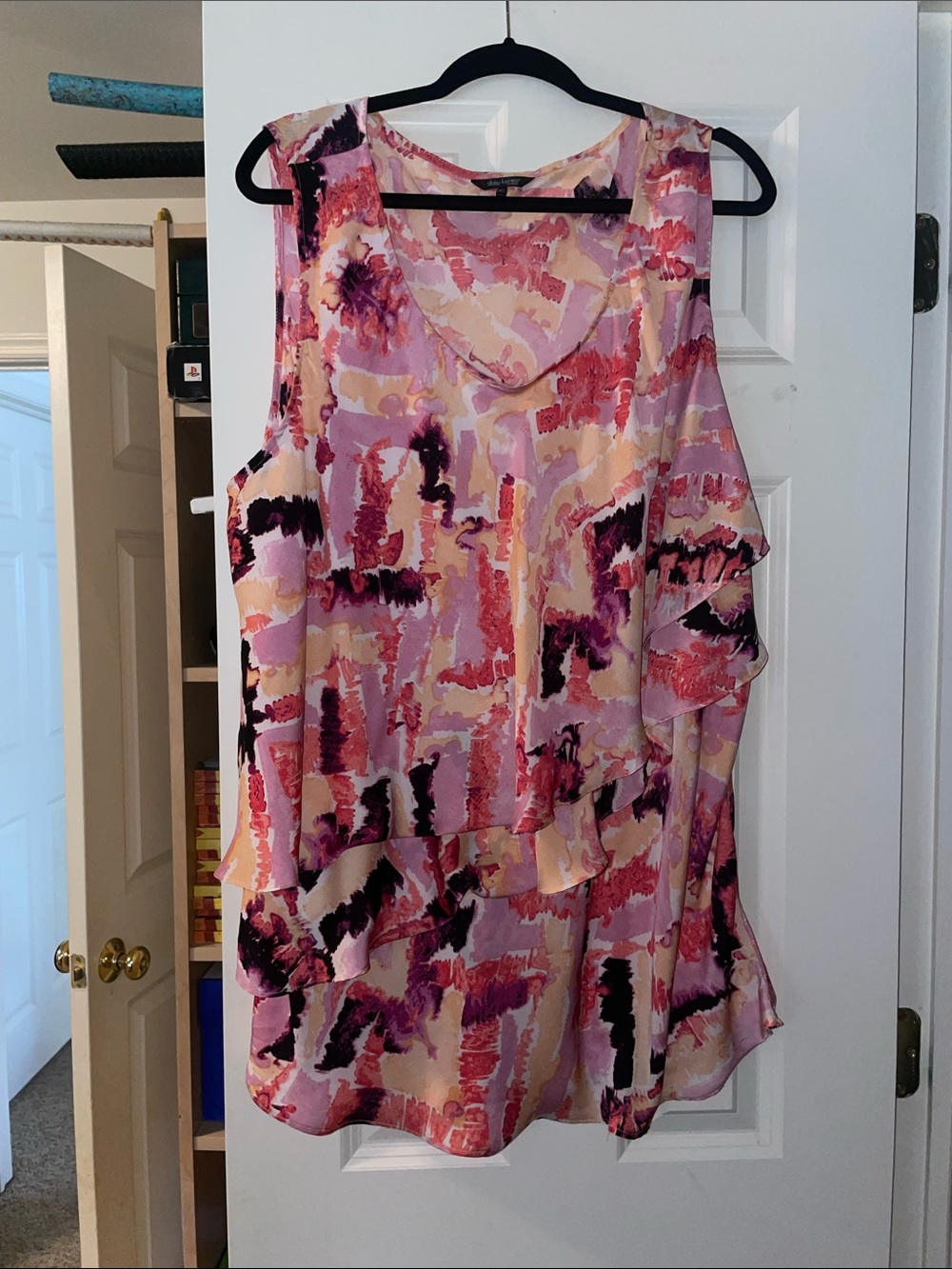 Daisy Fuentes Pink & Purple Abstract Ruffle Camisole